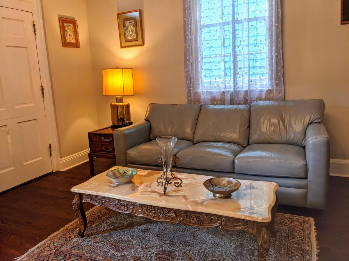 Balcony Bed & Breakfast New Orleans